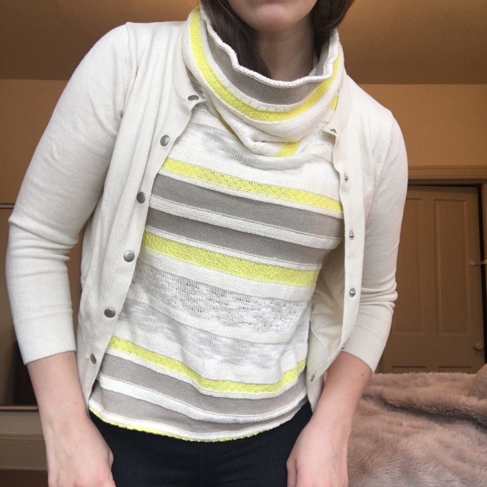 🌿anthropologie sleeveless cowl neck sweater